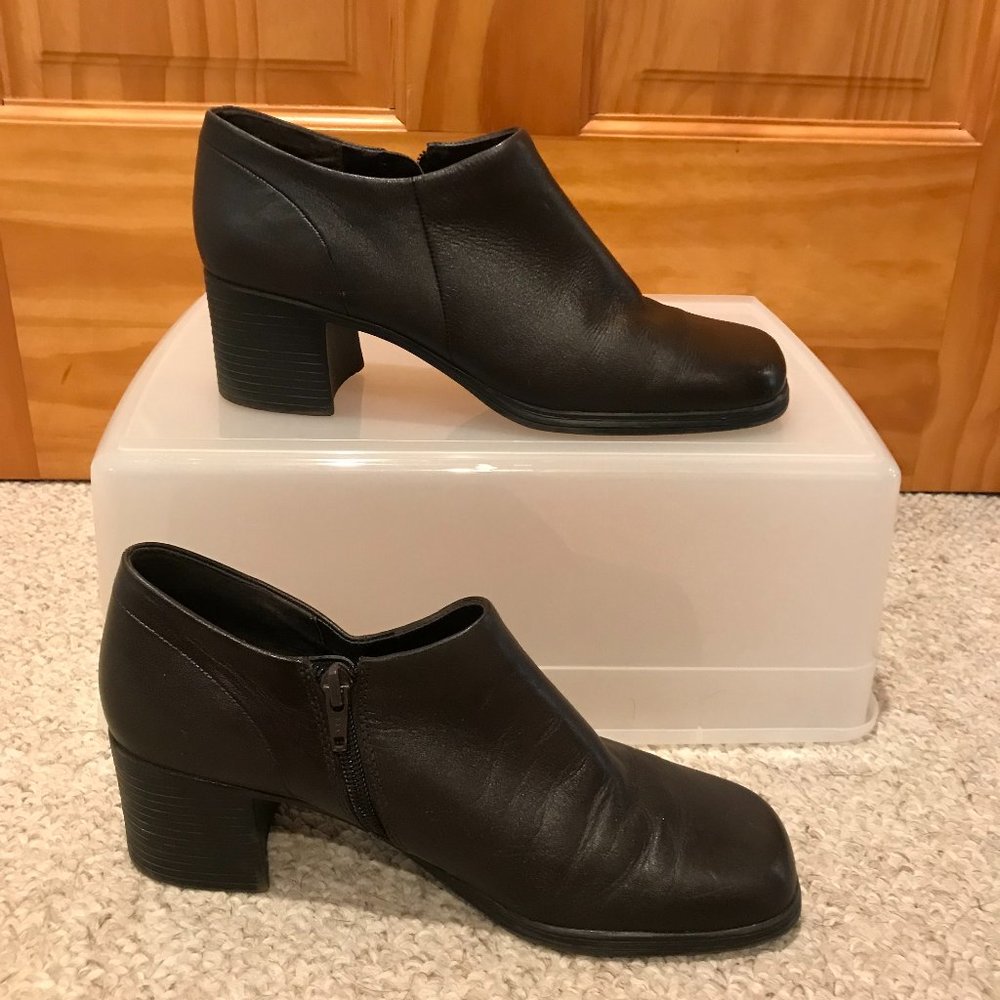 Chadwicks Shoes
